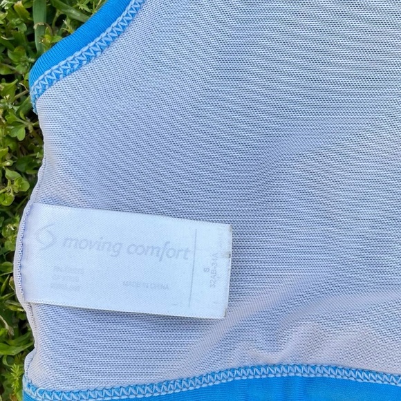 Moving Comfort blue Sports Bra size small 32AB-34A Preowned thin no padding - Picture 3 of 5